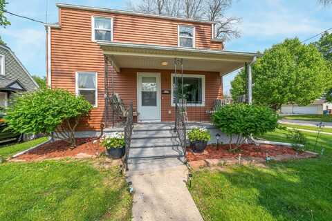 823 DE PERE Street, MENASHA, WI 54952
