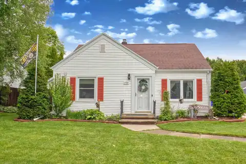 1702 S DOUGLAS Street, APPLETON, WI 54914