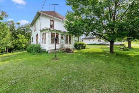 W2558 WOODLAND Drive, CAMPBELLSPORT, WI 53010