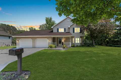 106 LAMINE Lane, COMBINED LOCKS, WI 54113