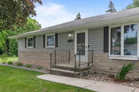 829 HAASE Street, NEENAH, WI 54956