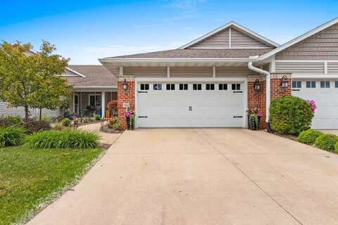 2588 BAY HARBOR Circle, GREEN BAY, WI 54304