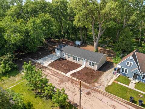 856 RIVERLAWN Street, NEENAH, WI 54956