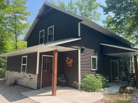 15002 SUNRISE Circle, MOUNTAIN, WI 54149