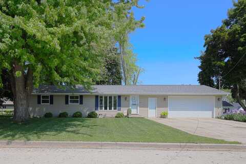910 PARK Street, WRIGHTSTOWN, WI 54180