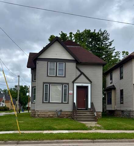 731 SCOTT Avenue, OSHKOSH, WI 54901