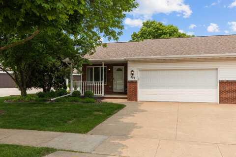 302 PARKSIDE Court, KIMBERLY, WI 54136