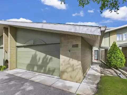 1225 W NICOLET CERCLE, APPLETON, WI 54914