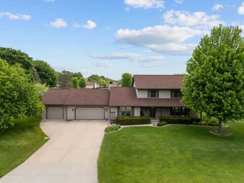 3226 W TWIN WILLOW Court, APPLETON, WI 54914