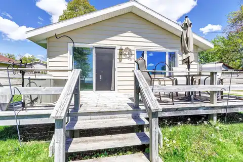W6013 LAKE Drive, SHAWANO, WI 54166