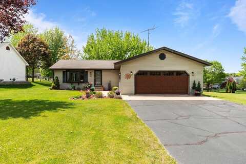 557 CENTER Street, BERLIN, WI 54923