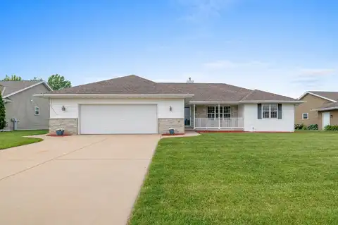 765 N MELCORN Circle, DE PERE, WI 54115