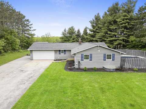 180 WESTFIELD Drive, HOBART, WI 54155