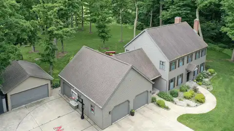 8404 CLAYTON Avenue, NEENAH, WI 54956