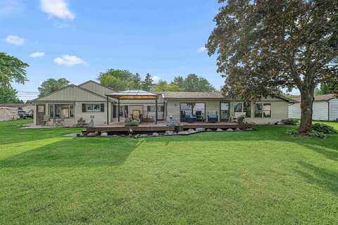 N8073 COTTAGE Lane, FOND DU LAC, WI 54937