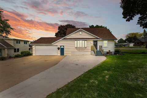 297 S 2ND Street, OAKFIELD, WI 53065