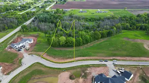 OAK CREEK Court, KAUKAUNA, WI 54130