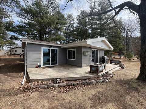 415 S River Bay, Spooner, WI 54801