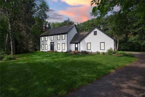 3712 Glen Crest Court, Eau Claire, WI 54701