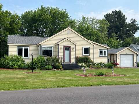 505 W Poplar Avenue, Cameron, WI 54822