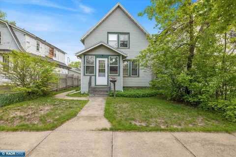 620 Hayes St, Eveleth, MN 55734