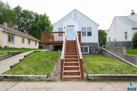 205 N Lewis Ave, Sioux Falls, SD 57103
