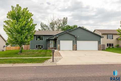 520 Kia Dr, Hartford, SD 57033