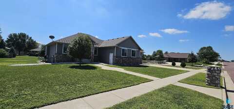 2813 W Stratton Cir, Sioux Falls, SD 57108