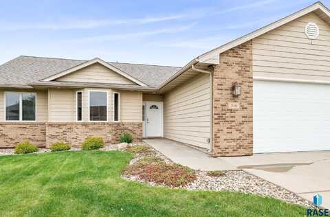 516 N Dominic Ave, Sioux Falls, SD 57107