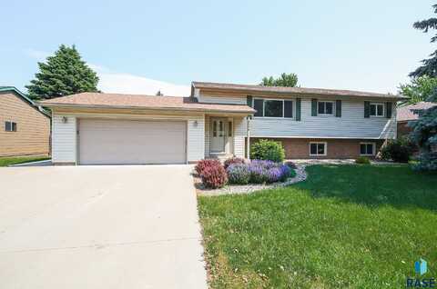 6308 W Westminster Dr, Sioux Falls, SD 57106