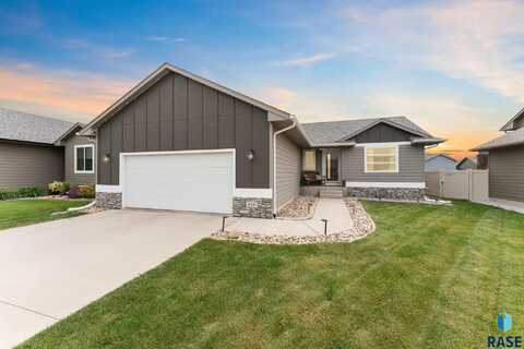 610 N Everest Ave, Tea, SD 57064