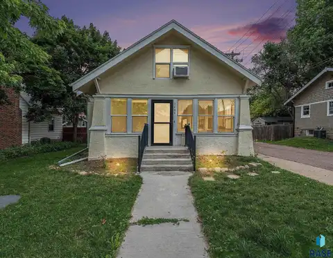 1408 W 9th St, Sioux Falls, SD 57104