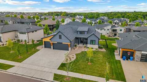 7324 E Twin Pines Ct, Sioux Falls, SD 57110
