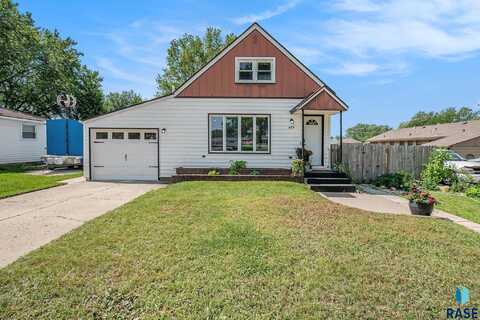 401 E Lynn Ave, Canton, SD 57013