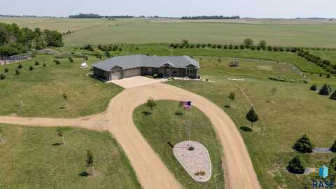 25658 455th Ave, Montrose, SD 57048