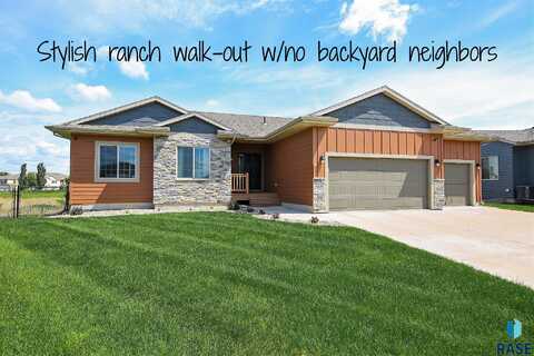 9505 W Keyrell Cir, Sioux Falls, SD 57106