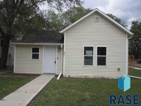405 S Lincoln St, Canton, SD 57013