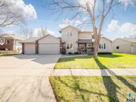 4061 S Brady Ct, Sioux Falls, SD 57103