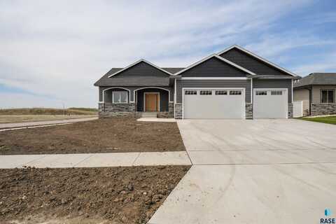 847 Melissa Ave, Harrisburg, SD 57032