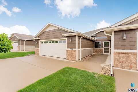 728 E El Dorado Dr, Sioux Falls, SD 57108