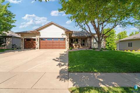 2621 S Rutgers Ave, Sioux Falls, SD 57106