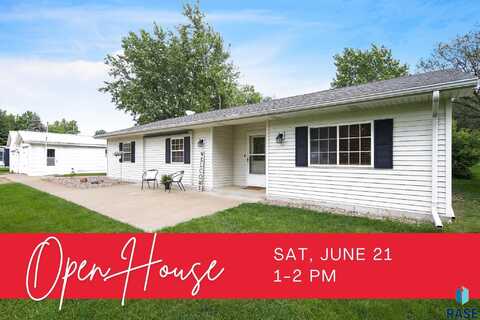 610 S Garfield St, Lennox, SD 57039