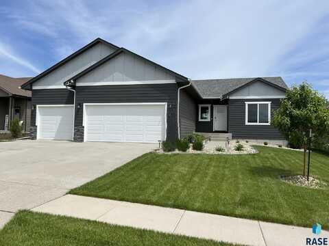 6756 W Viola Ct, Sioux Falls, SD 57107