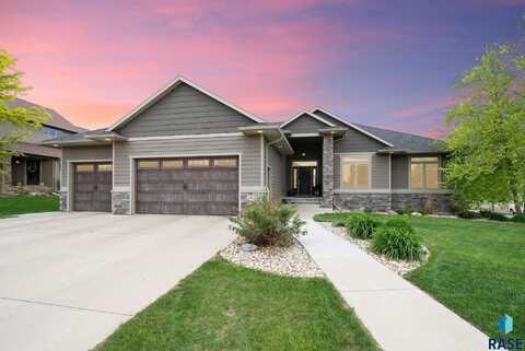 2900 W Stratton St, Sioux Falls, SD 57108