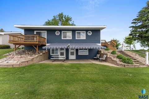 374 W Lake Dr, Lake Norden, SD 57248