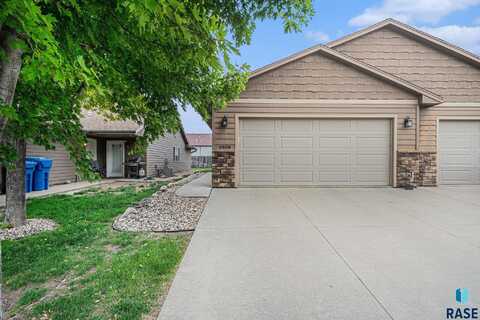 6808 S Witzke Ave, Sioux Falls, SD 57108