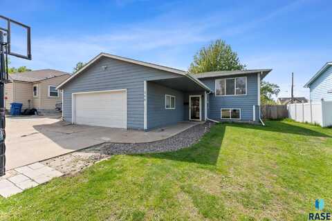 309 Omaha Ave, Sioux Falls, SD 57103