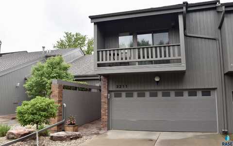 3211 W Rivers Edge Way, Sioux Falls, SD 57105
