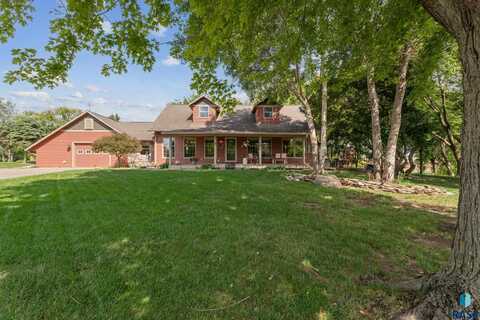 301 Lee Dr, Alcester, SD 57001