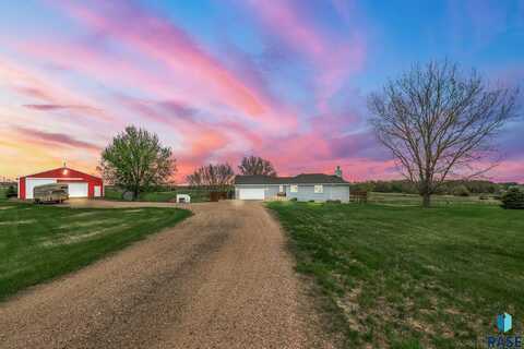 25218 482nd Ave, Garretson, SD 57030
